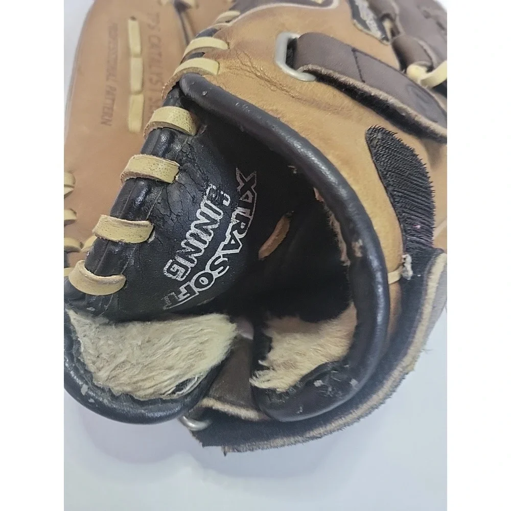 Louisville Slugger TPS Catalyst Series Baseball Softball Glove 12